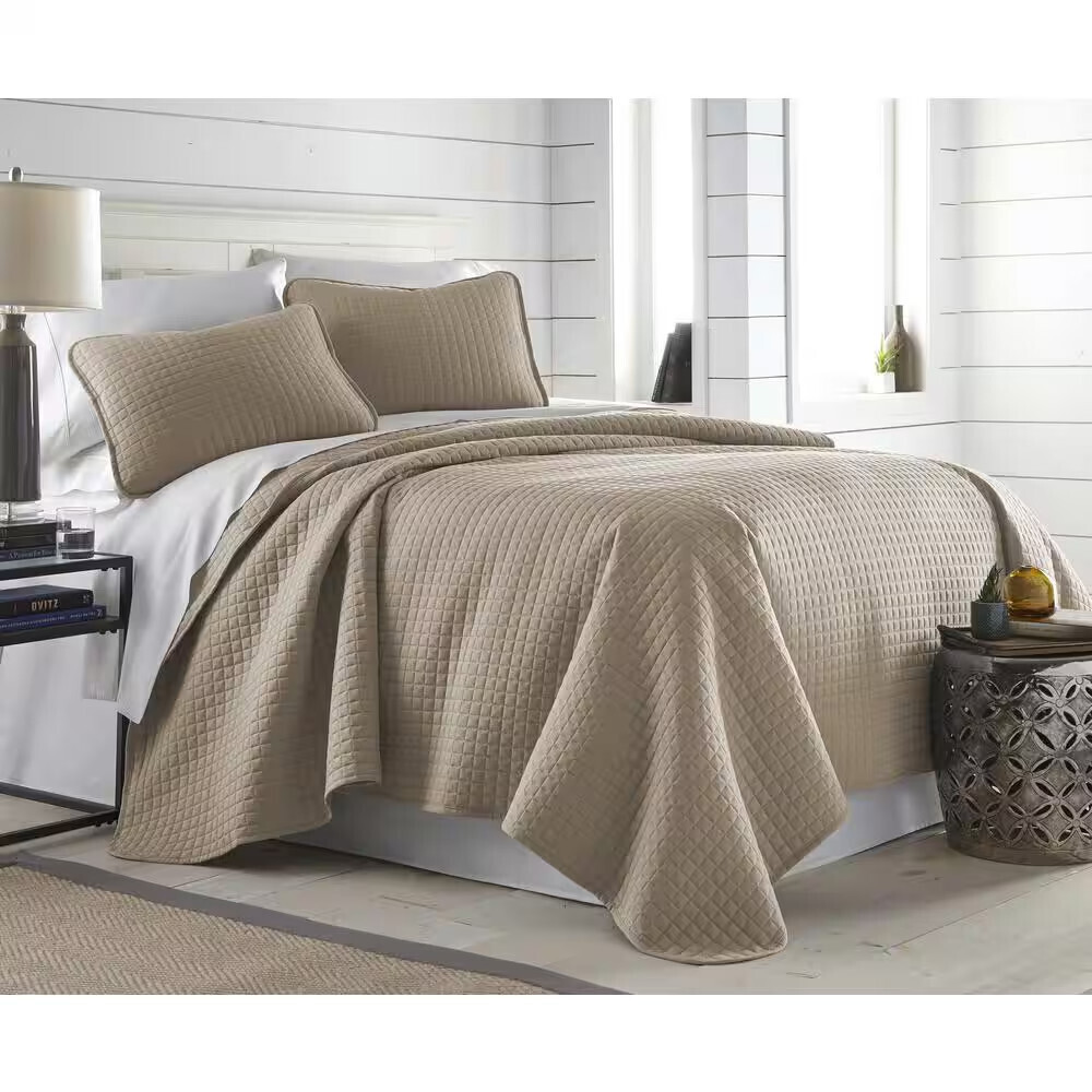 SouthShore Fine Linens Quilt Set Full/Queen Taupe Geometric Oversized 3-Pc BED84
